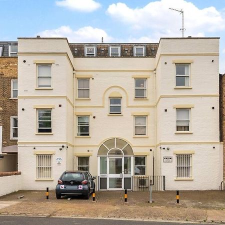 Апартаменты Cosy 2 Bed In Kensington Olympia Лондон Экстерьер фото